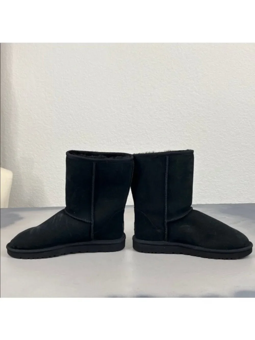 UGG Women's Classic Short II Black Suede Sherpa Pile Winter 9
